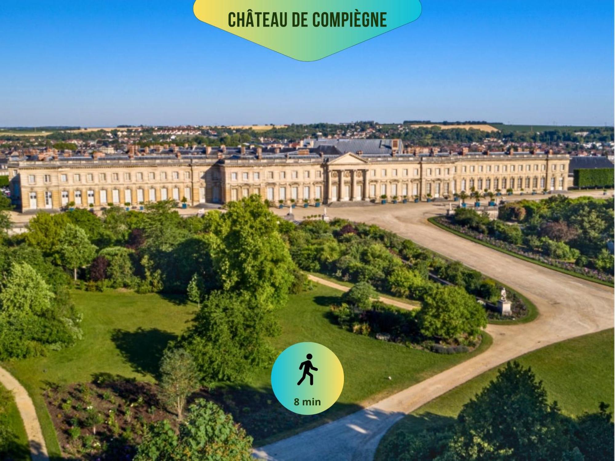 Le Corneille - Ideal Pros & Couples - Centre Historique - Chateau 5Min - Gare 10Min - Au Calme - Fibre Compiegne Exterior photo
